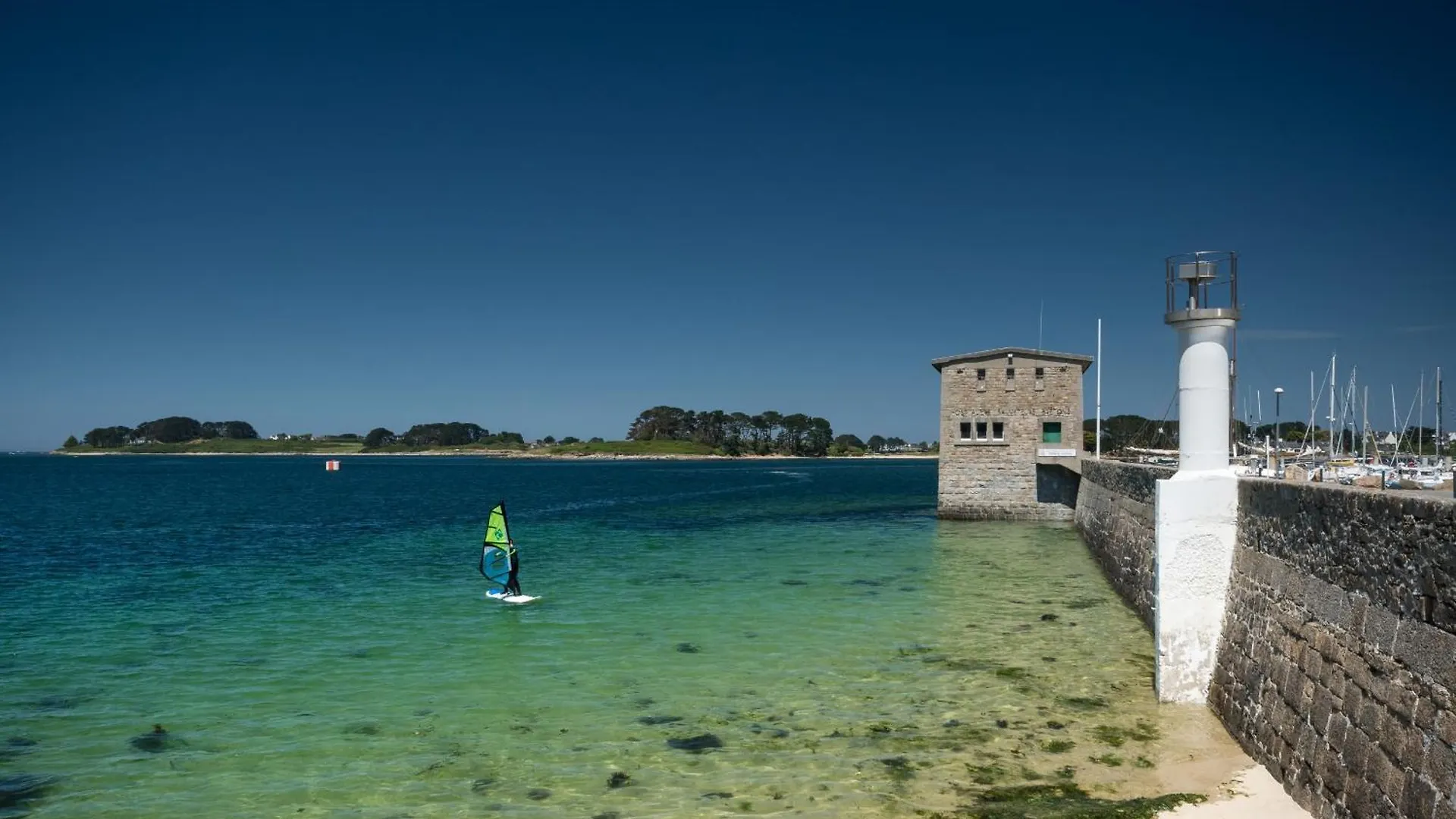 Jolie Maison Pour 5 Personnes A 700M De La Plage Landéda Сasa de vacaciones